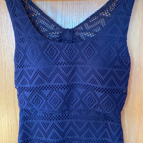 Dress - Picture 6 of 6